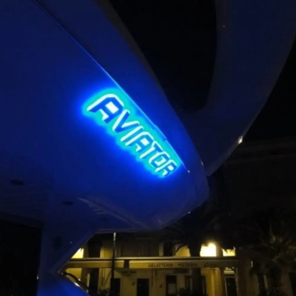 Aviator 26