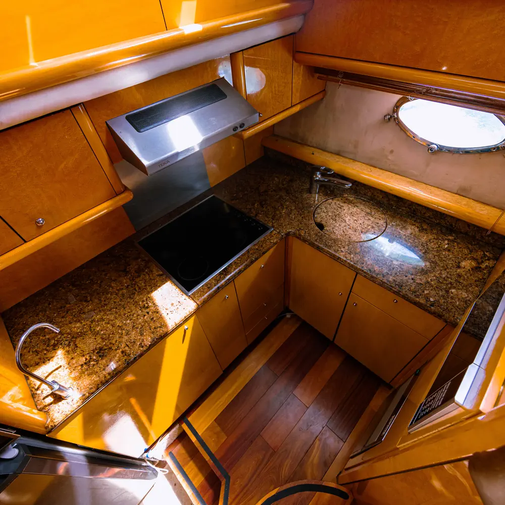 Lamore 40