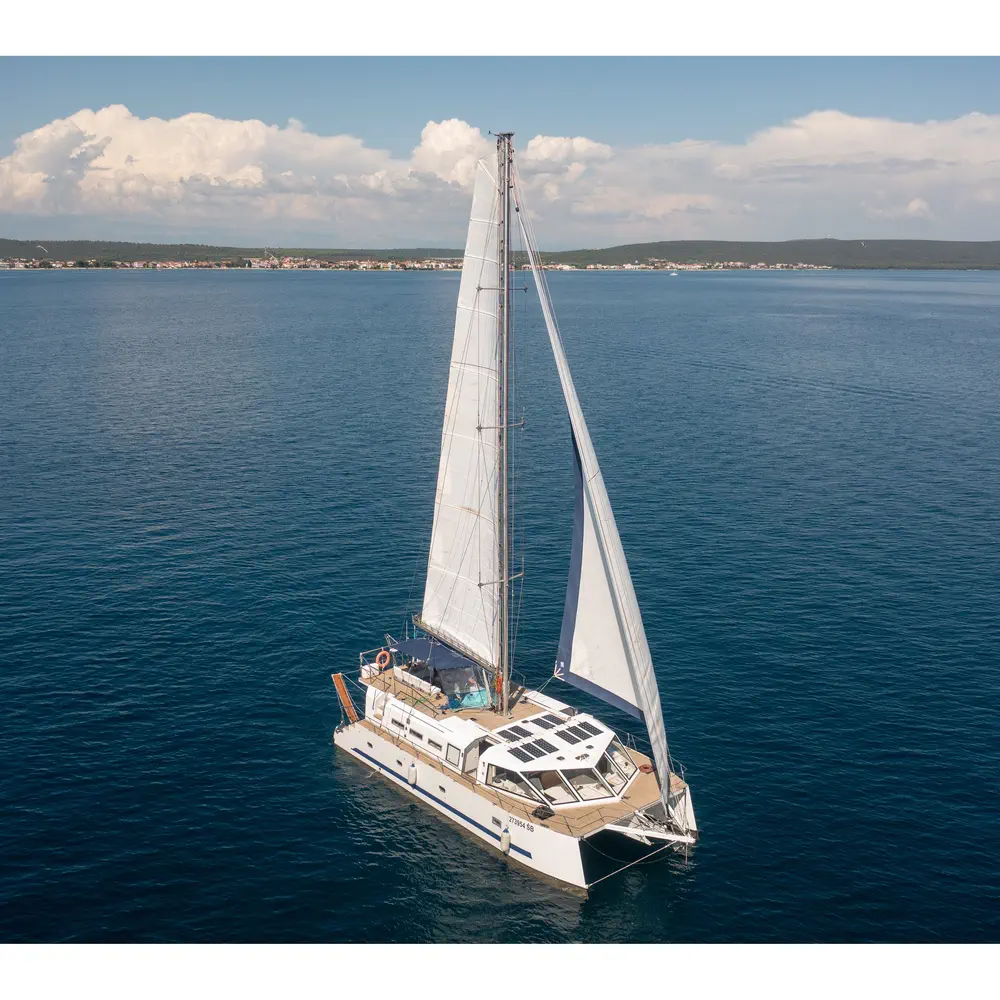 UPWIND 8