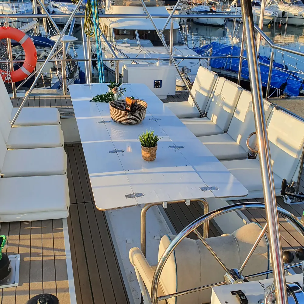 UPWIND 22