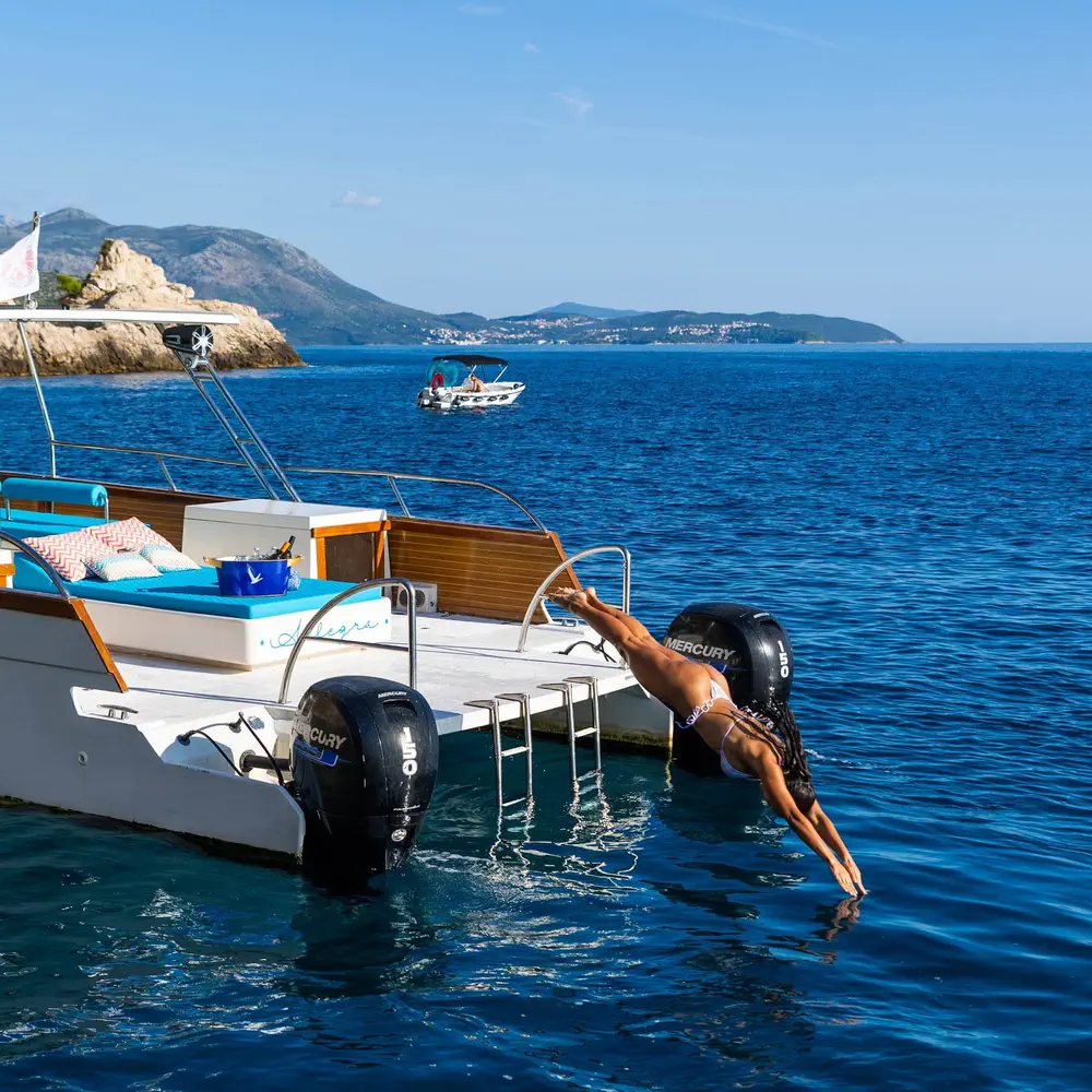 Allegra 32