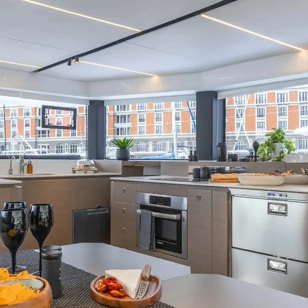 Moorings 4600 Exclusive Plus 5