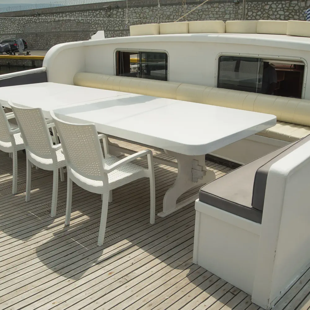 Aphrodite 18