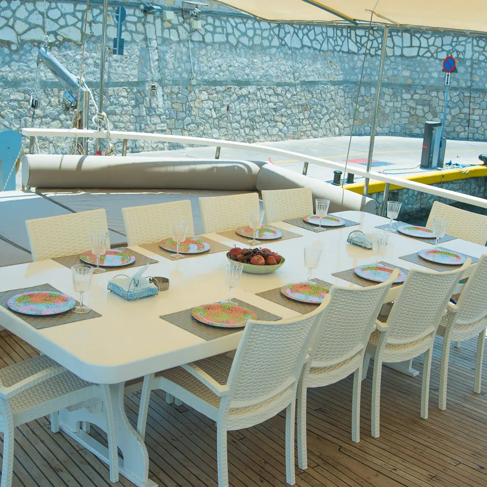 Aphrodite 24