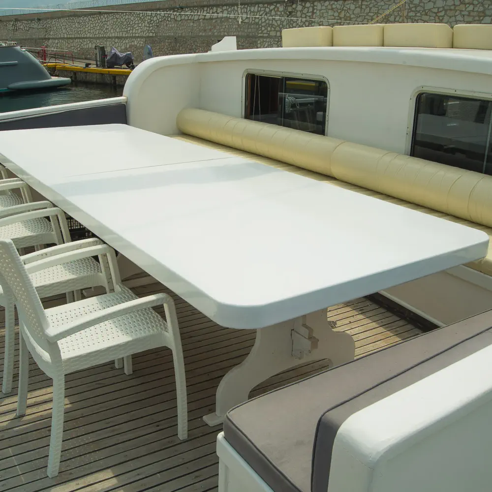 Aphrodite 51