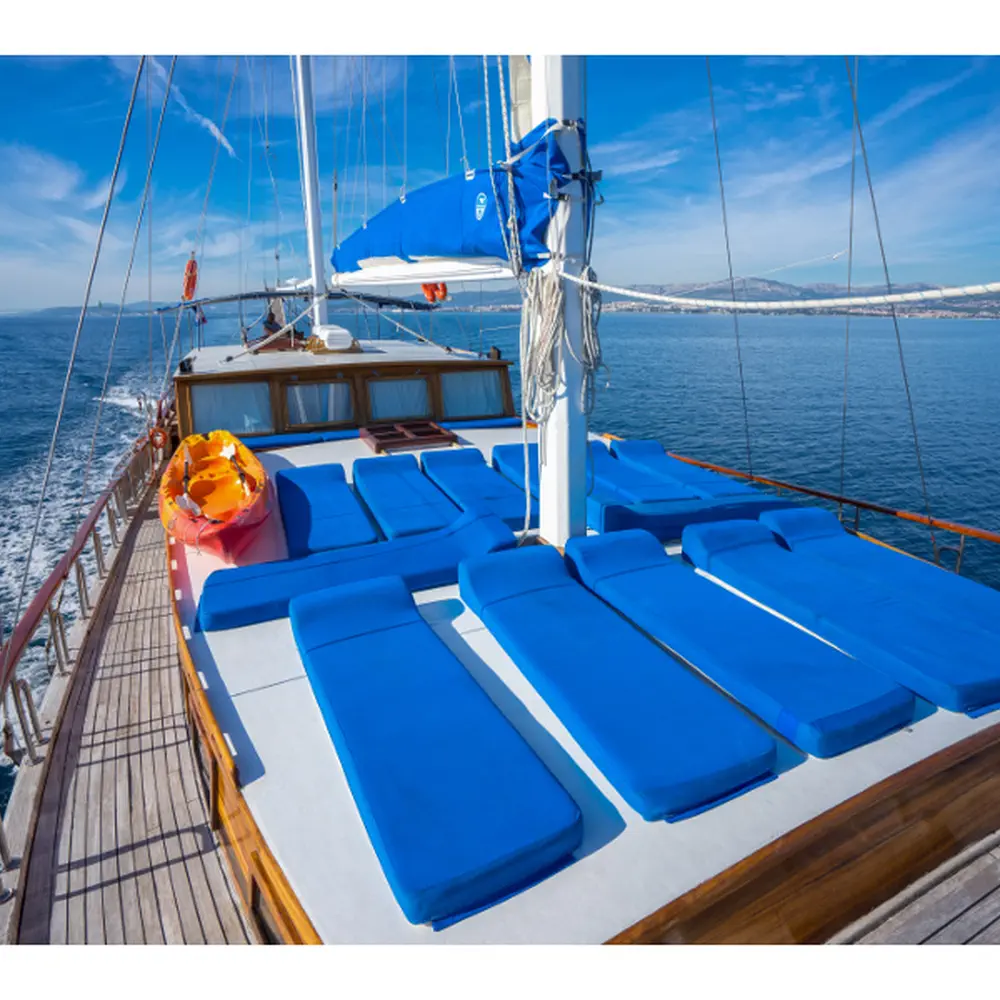 Atalanta 44