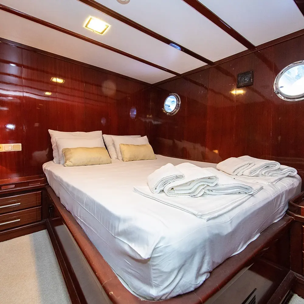 VIVERE 23