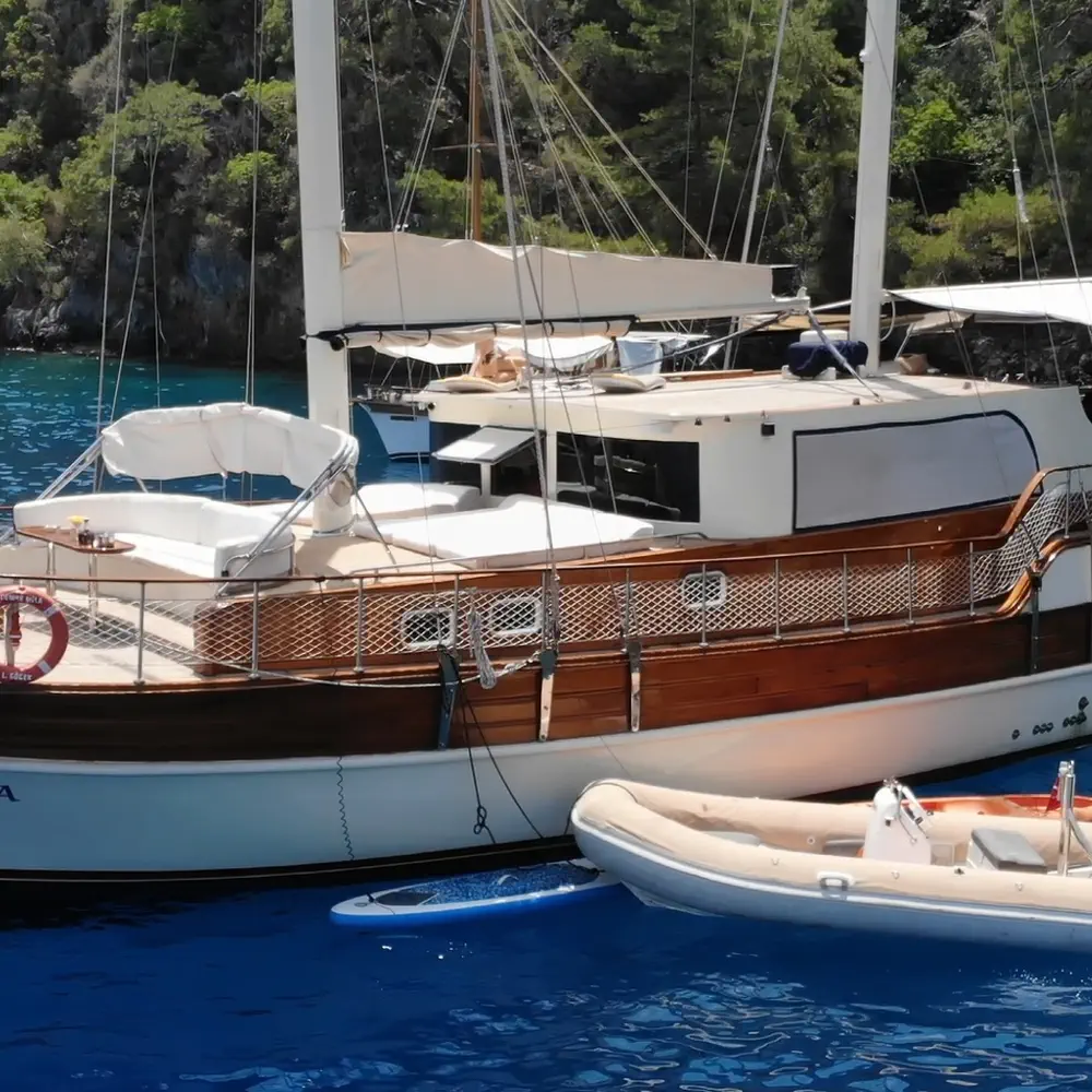 Cemre Mila 11