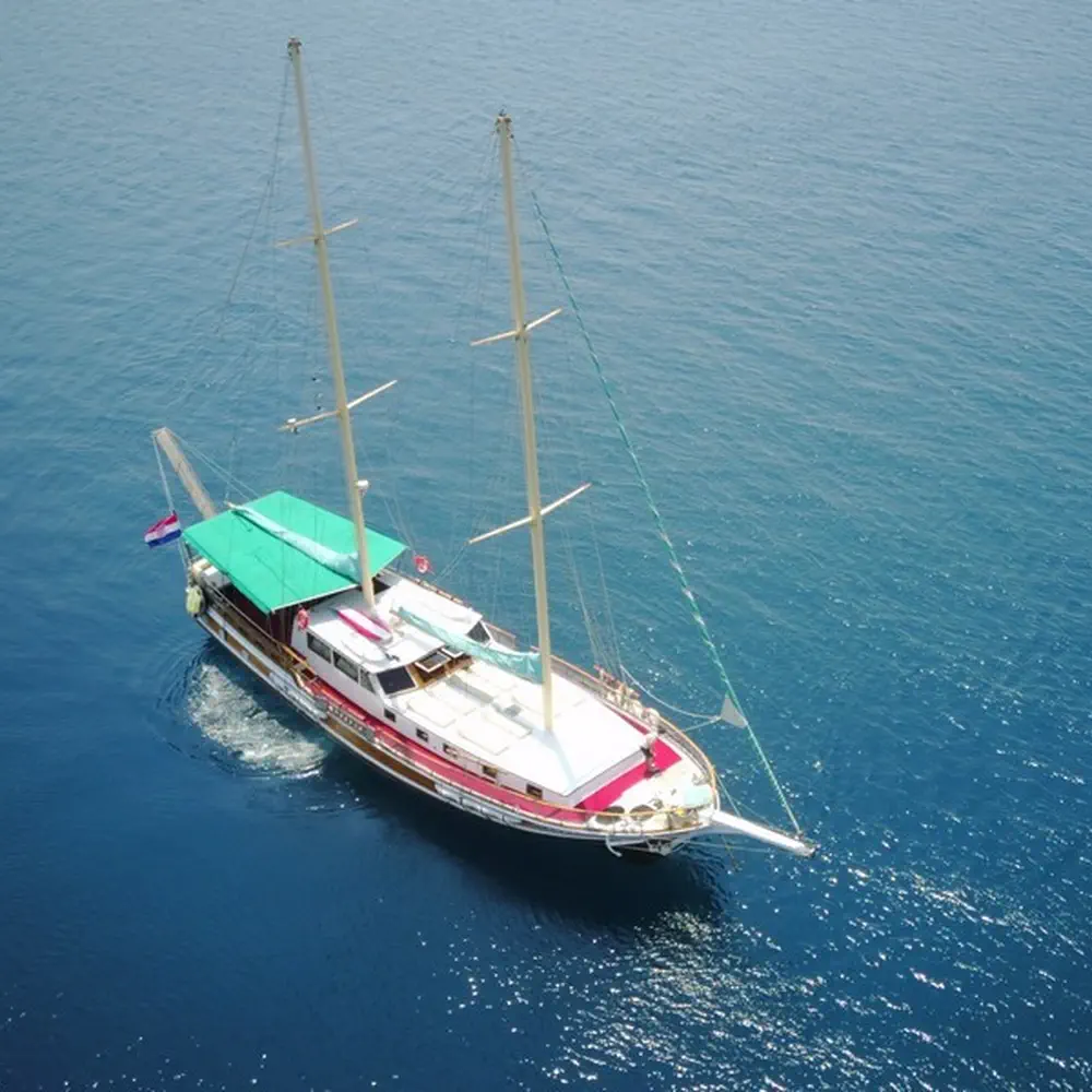 Agora 12