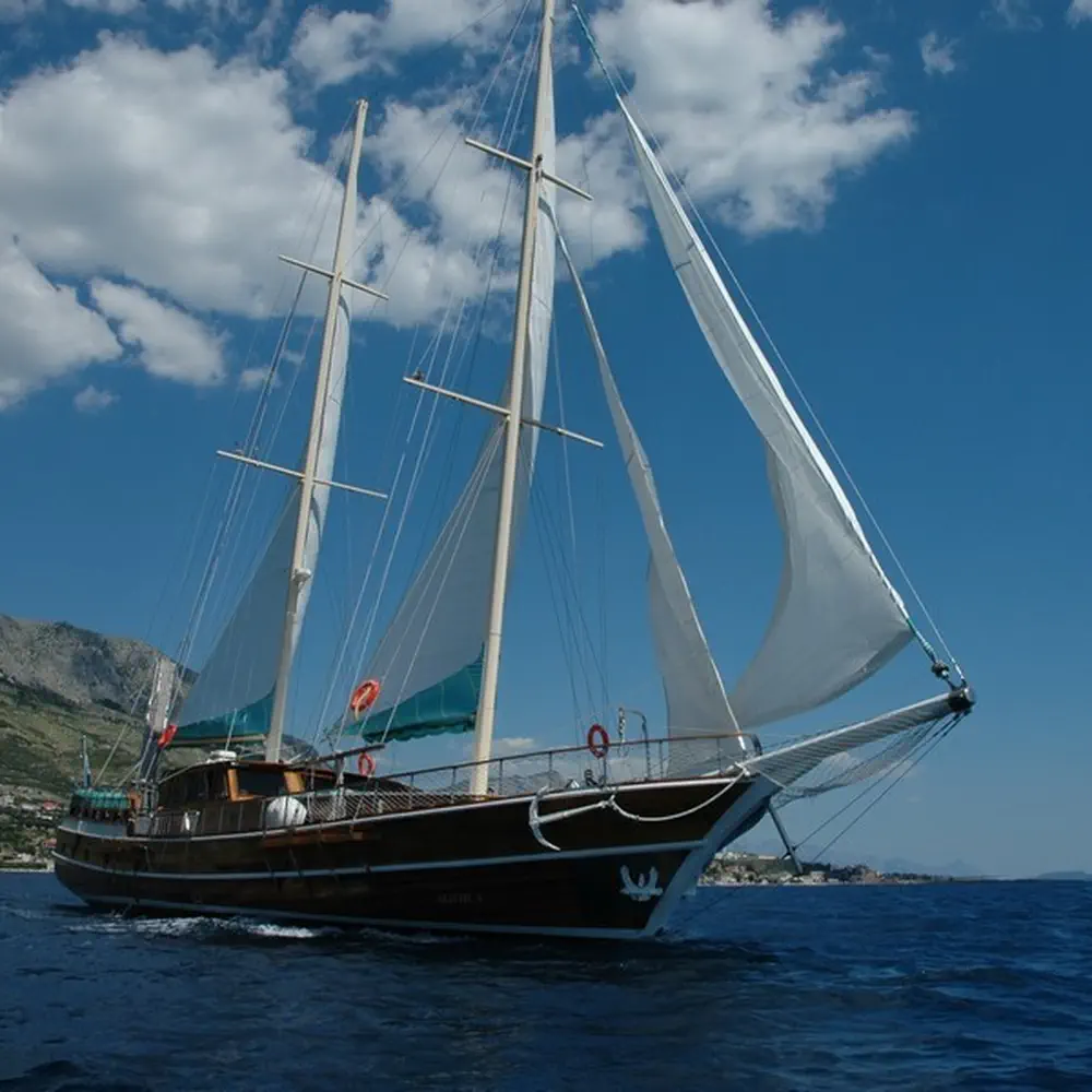 Agora 25