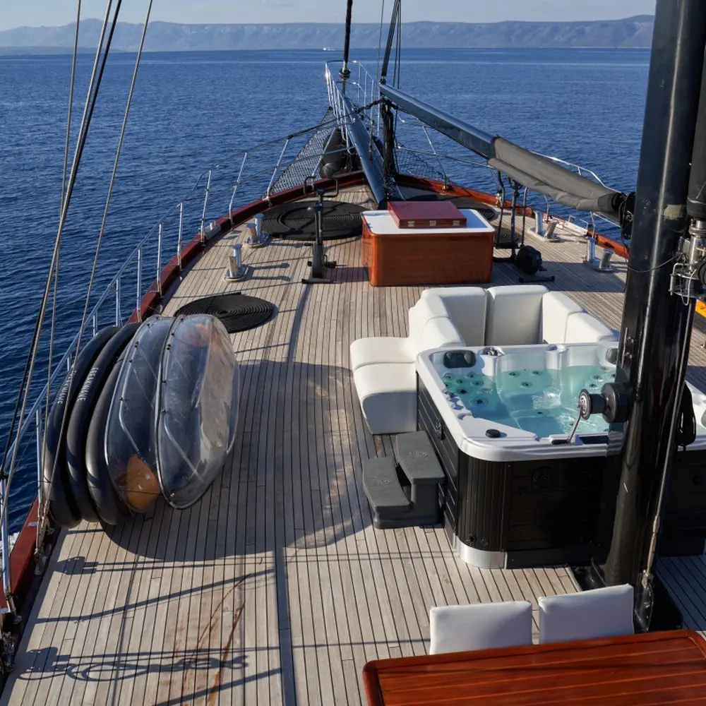 Stella Maris 38