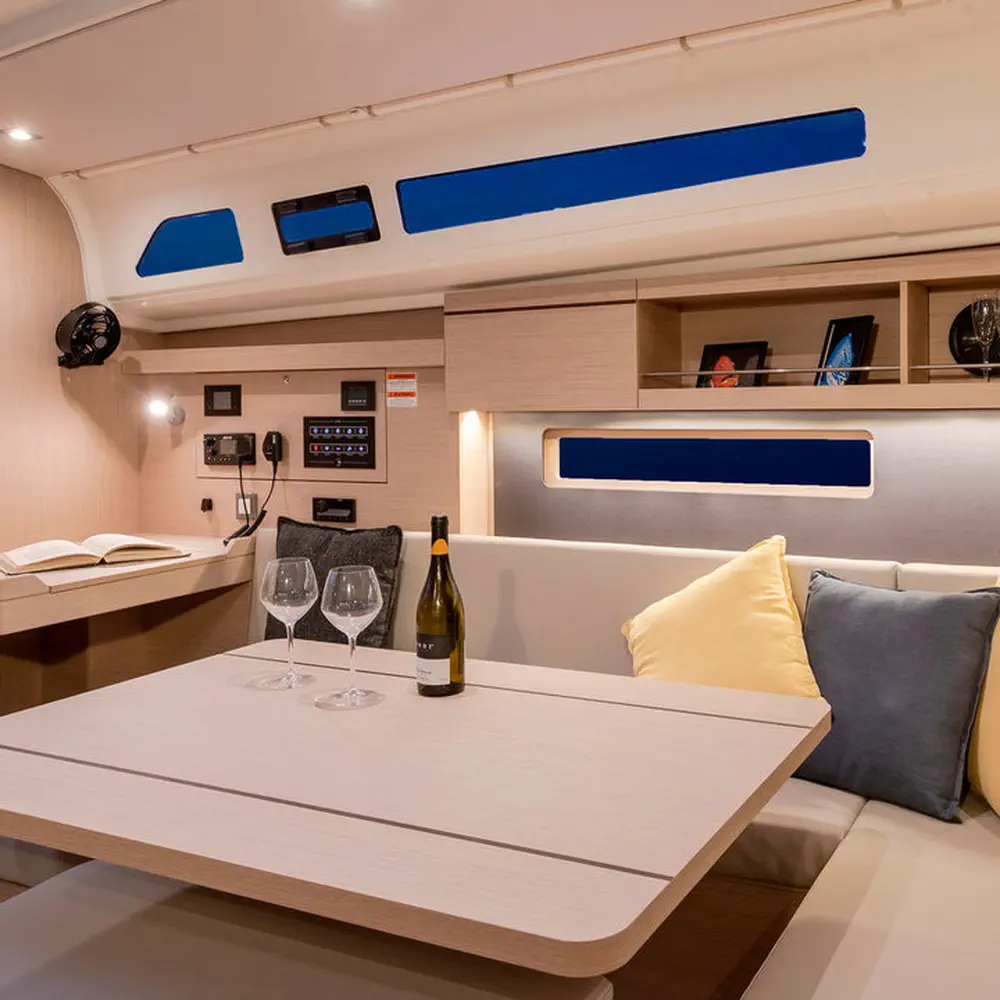 Moorings 42.3 Exclusive 5