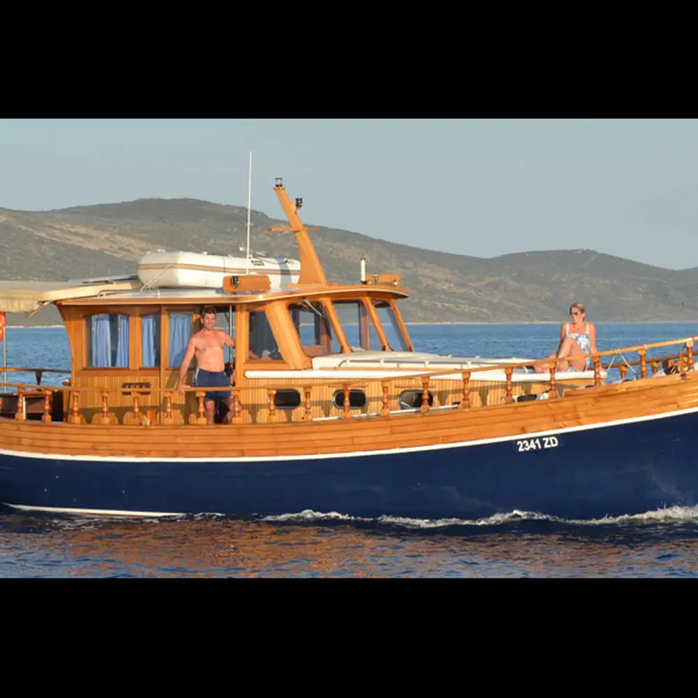 LUKA 25