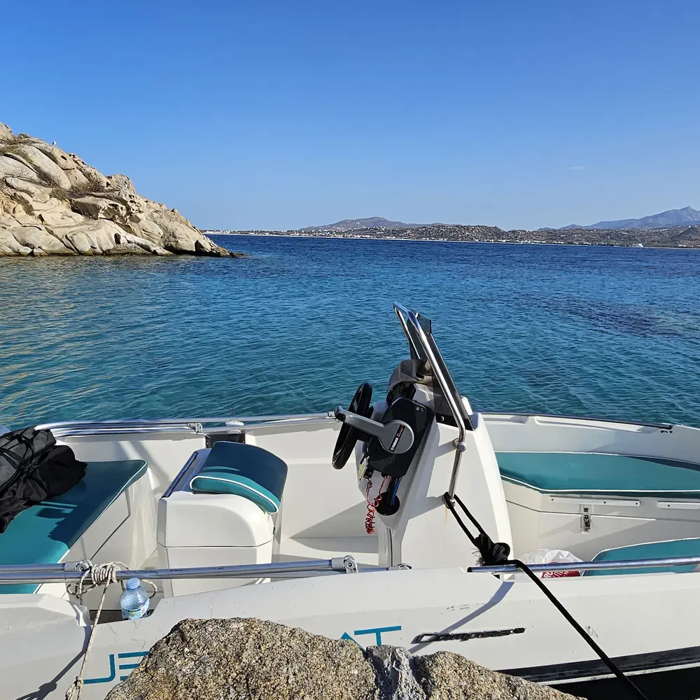 Milos IV 2