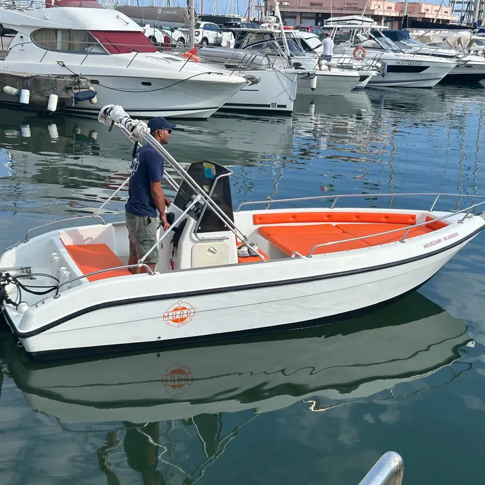 Mano Marine 1