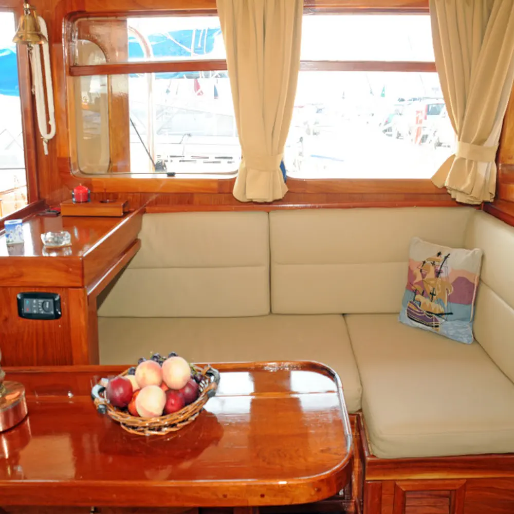 AEGEAS (air condition, generator) 16