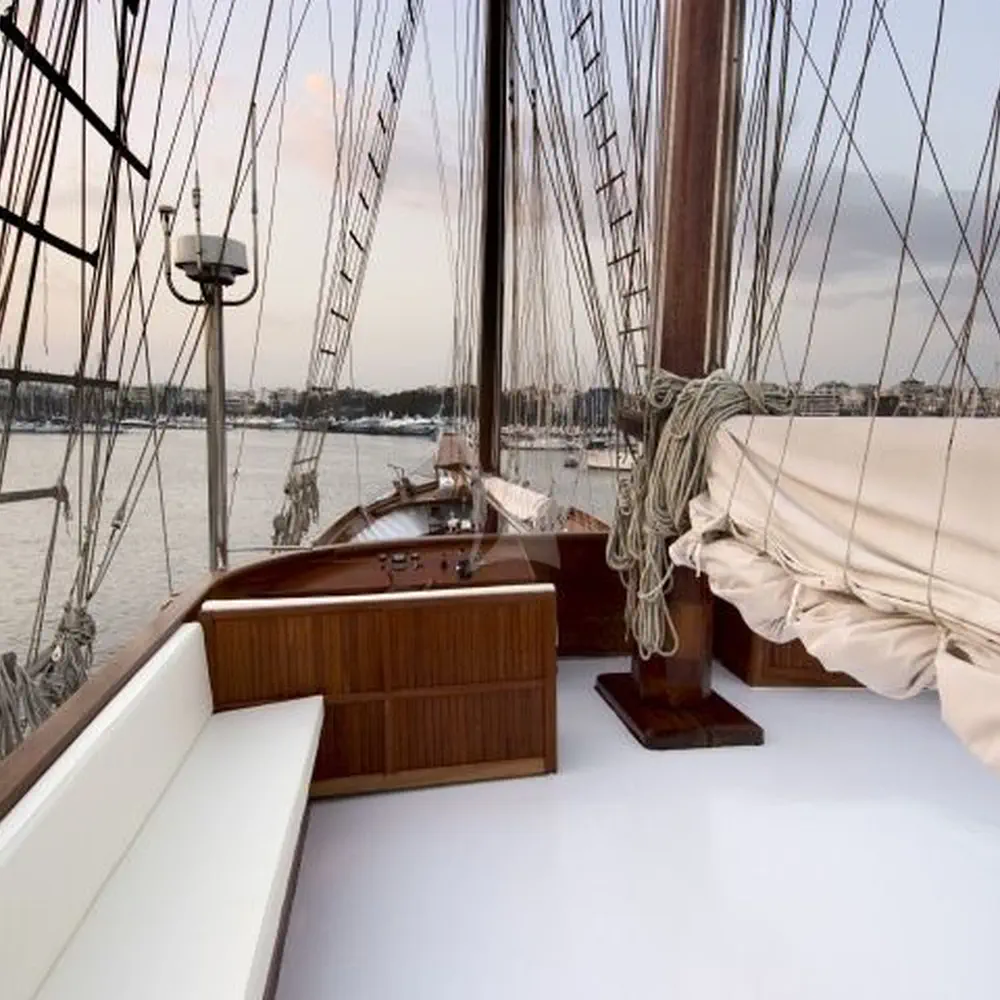 Matina 38