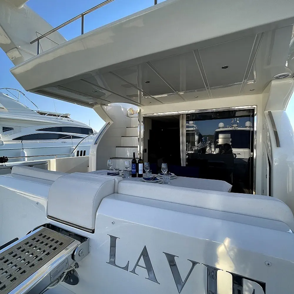 LA VIE 30