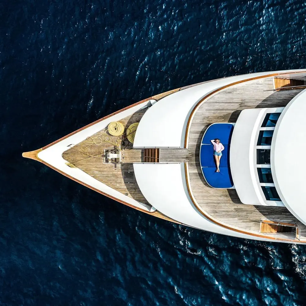 M/Y Honors Legacy 4
