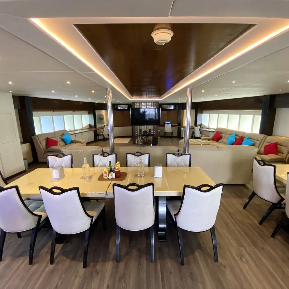 M/Y Honors Legacy 2