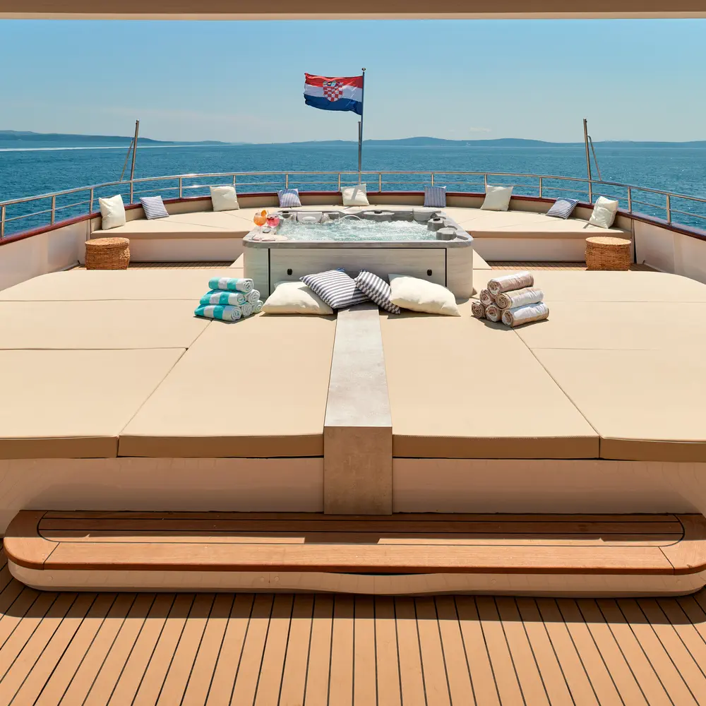 Ohana 37