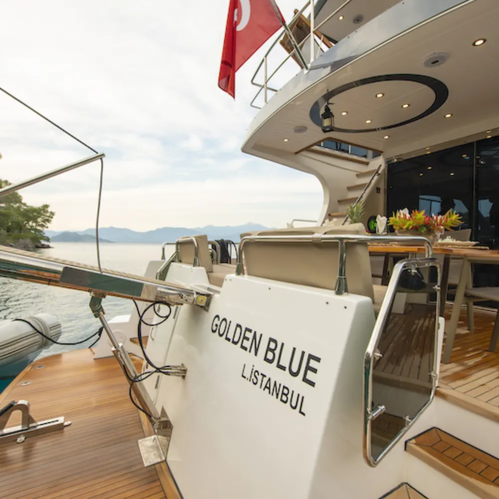 Golden Blue 18