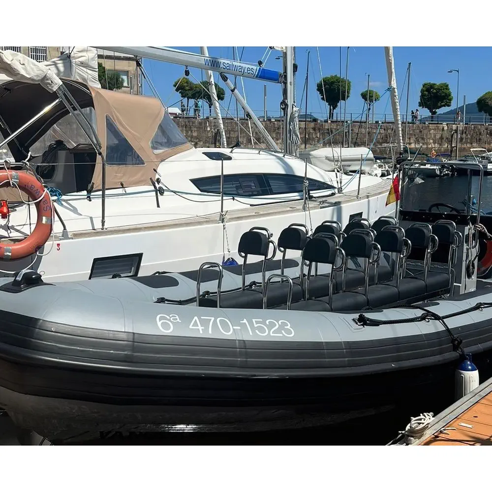 Main image of motor boat, Vanguard DR-760 Sailway Nueve