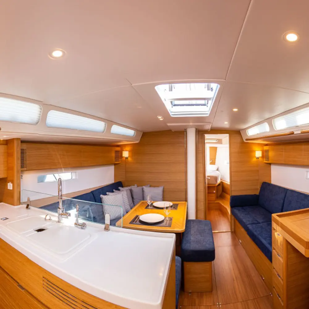 Athena 28