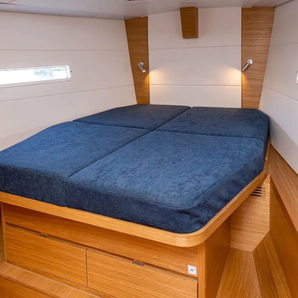 Athena 30