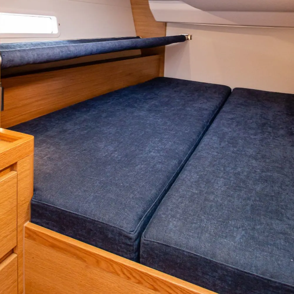 Athena 34