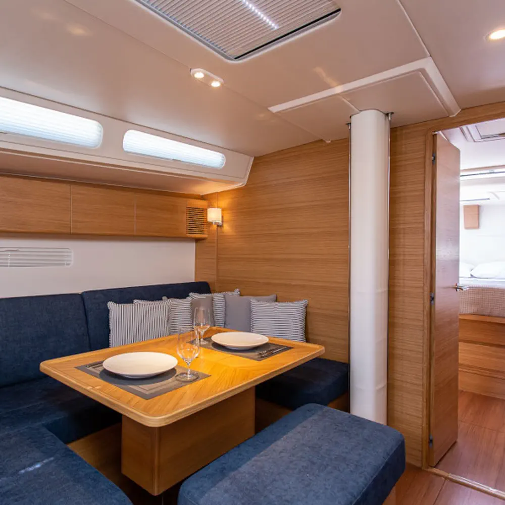 Athena 42