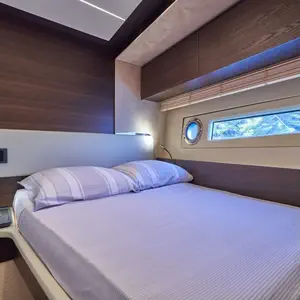 thumb 16