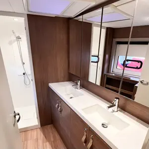 thumb 21