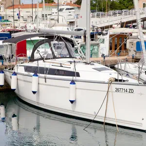 sail boat, Bavaria Cruiser 34 Style Aston