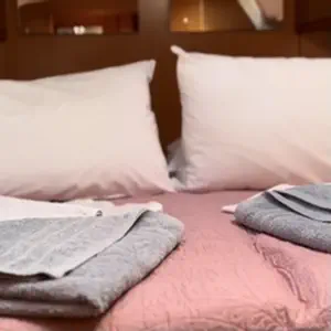 thumb 12