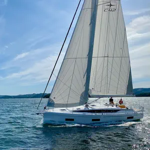 https://dsmkaagprkqin.cloudfront.net/thumbnails/bavaria-yachtbau/sail-boat/bavaria-c42/3662513950000100171-1746787173995926650-pres-c42-22-i-300x300.webp