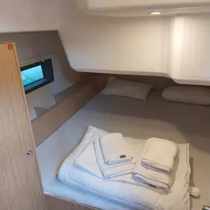 thumb 10
