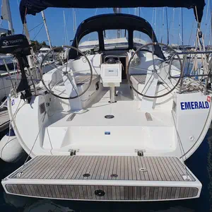 sail boat, Bavaria Cruiser 37 Emerald
