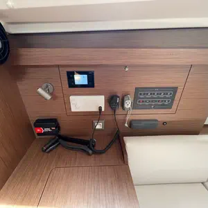 thumb 25
