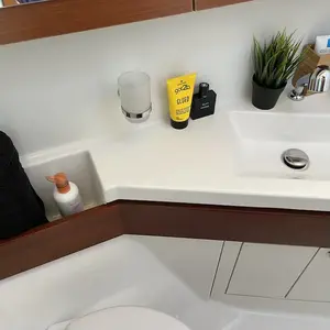 thumb 8