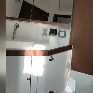thumb 16