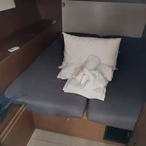 thumb 10