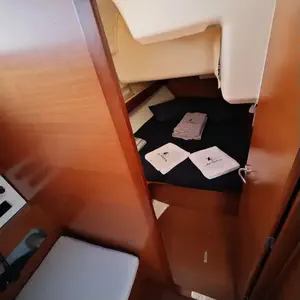 thumb 10