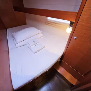 thumb 28