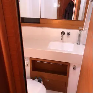 thumb 10