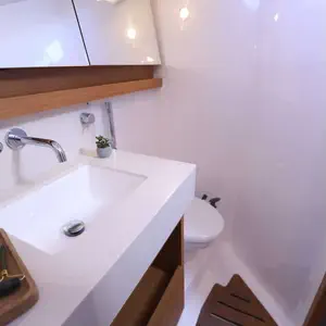 thumb 10