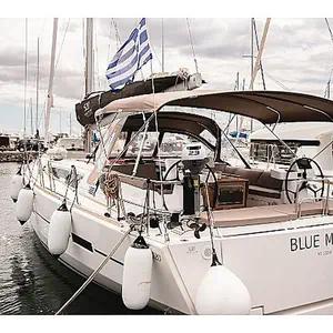 https://dsmkaagprkqin.cloudfront.net/thumbnails/dufour-yachts/sail-boat/dufour-520-grand-large/1906090779902103-1746623197400609795-blue-moon-300x300.webp