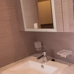 thumb 6