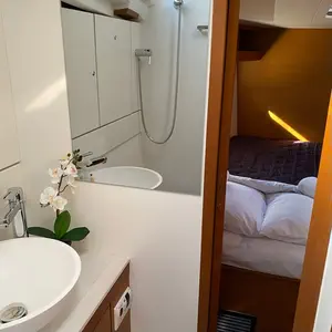 thumb 25