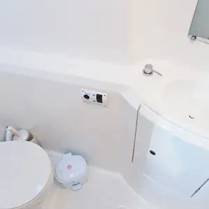 thumb 9